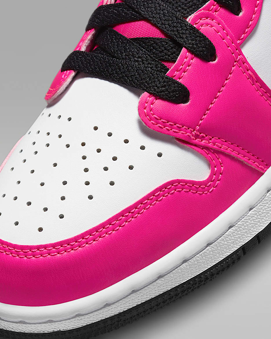 Air Jordan 1 Low Older Kids Shoes